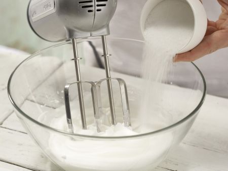 Biskuitteig mit Dinkelmehl Zubereitung Schritt 2 Biskuitteig mit Dinkelmehl Zubereitung Schritt 2