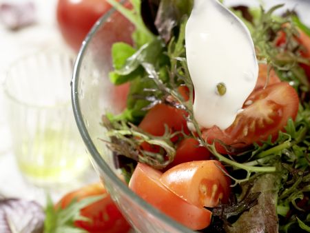Blattsalate in Pfefferdressing Zubereitung Schritt 9 Blattsalate in Pfefferdressing Zubereitung Schritt 9