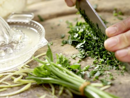 Blumenkohl auf polnische Art – smarter Zubereitung Schritt 3 Blumenkohl auf polnische Art – smarter Zubereitung Schritt 3