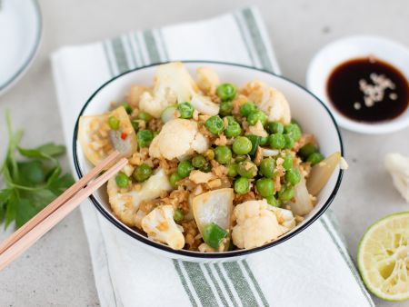 Blumenkohl-Reissalat mit Erbsen