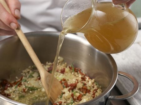 Blumenkohl-Tomaten-Risotto Zubereitung Schritt 6 Blumenkohl-Tomaten-Risotto Zubereitung Schritt 6