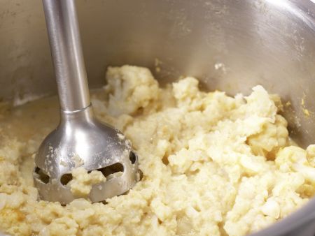 Blumenkohlcremesuppe Zubereitung Schritt 8 Blumenkohlcremesuppe Zubereitung Schritt 8