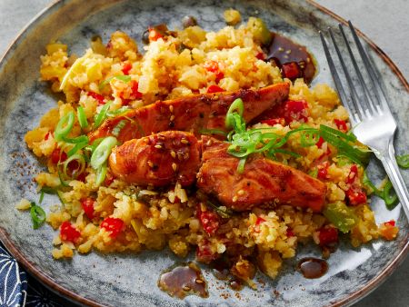 Blumenkohlreis mit Lachsfilet