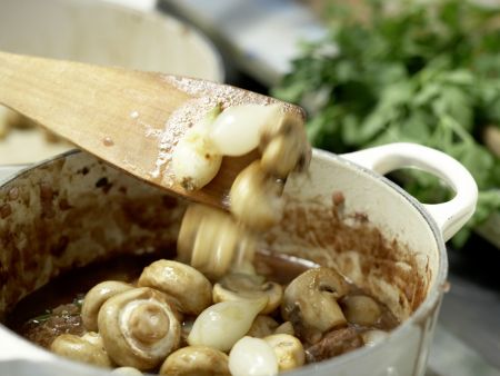 Boeuf Bourguignon – smarter Zubereitung Schritt 11 Boeuf Bourguignon – smarter Zubereitung Schritt 11