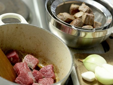 Boeuf Bourguignon – smarter Zubereitung Schritt 4 Boeuf Bourguignon – smarter Zubereitung Schritt 4