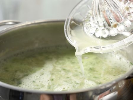 Bohnen-Bärlauch-Suppe Zubereitung Schritt 8 Bohnen-Bärlauch-Suppe Zubereitung Schritt 8