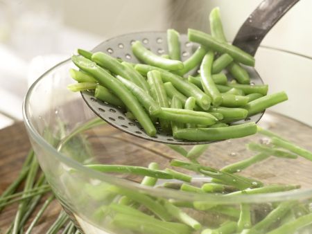 Bohnen-Birnen-Salat Zubereitung Schritt 4 Bohnen-Birnen-Salat Zubereitung Schritt 4