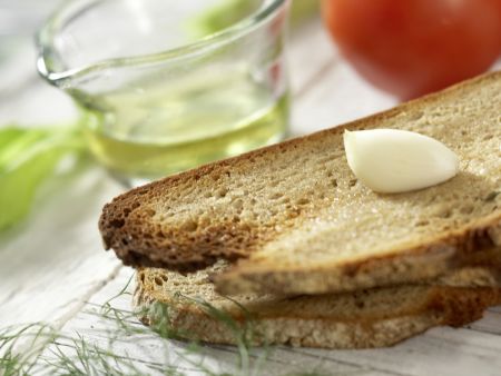 Bornholmer Brotsalat Zubereitung Schritt 1 Bornholmer Brotsalat Zubereitung Schritt 1