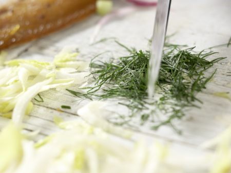 Bornholmer Brotsalat Zubereitung Schritt 4 Bornholmer Brotsalat Zubereitung Schritt 4