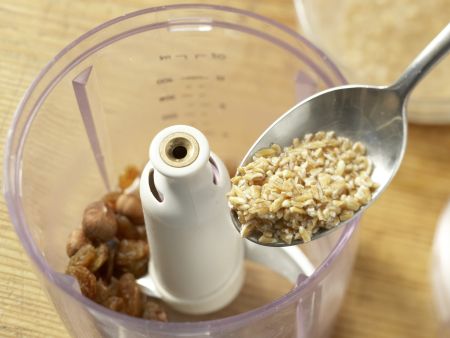 Bratapfel mit Dinkelfüllung Zubereitung Schritt 2 Bratapfel mit Dinkelfüllung Zubereitung Schritt 2