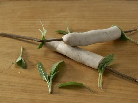 Bratwurst am Spieß Zubereitung Schritt 4 Bratwurst am Spieß Zubereitung Schritt 4