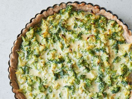 Brokkoli-Walnuss-Quiche mit Ricotta
