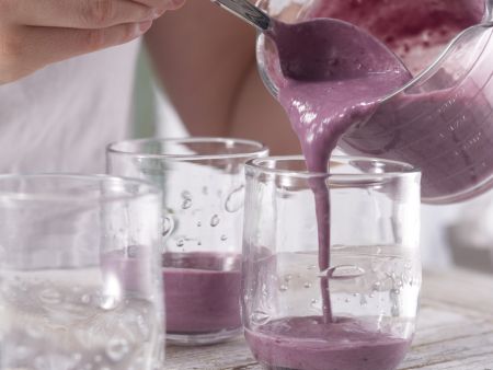 Brombeer-Schichtjoghurt Zubereitung Schritt 3 Brombeer-Schichtjoghurt Zubereitung Schritt 3