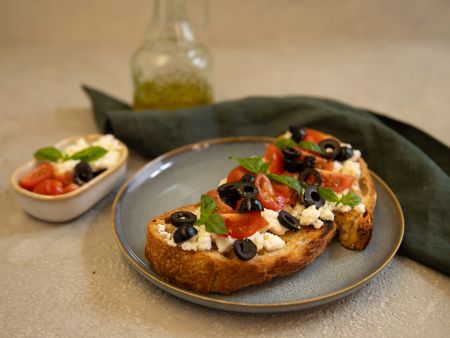 Brot mit Oliven und Feta Rezept