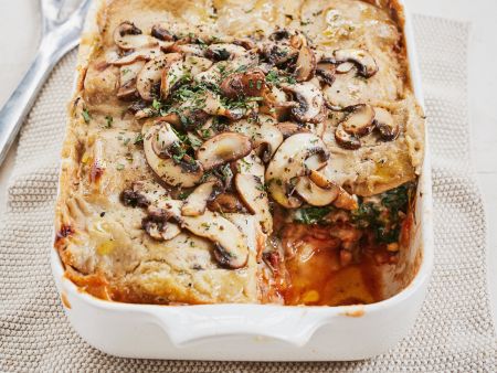 Buchweizen-Lasagne mit Pilz-Sellerie-Béchamel