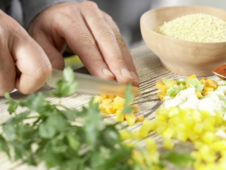 Bulgur-Gemüse-Pilaw Zubereitung Schritt 2 Bulgur-Gemüse-Pilaw Zubereitung Schritt 2