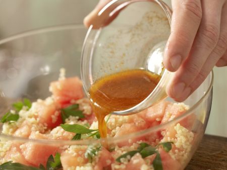 Bulgur-Melonen-Salat Zubereitung Schritt 9 Bulgur-Melonen-Salat Zubereitung Schritt 9