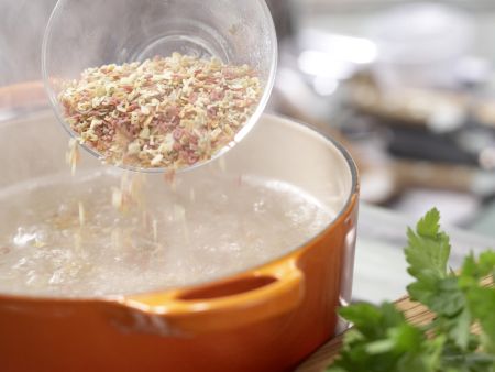 Bunte Gemüsesuppe Zubereitung Schritt 1 Bunte Gemüsesuppe Zubereitung Schritt 1