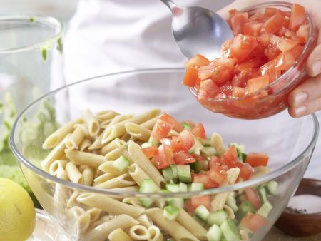 Bunter Nudelsalat Zubereitung Schritt 9 Bunter Nudelsalat Zubereitung Schritt 9