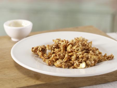 Cashew-Dinkel-Crunchy Zubereitung Schritt 3 Cashew-Dinkel-Crunchy Zubereitung Schritt 3