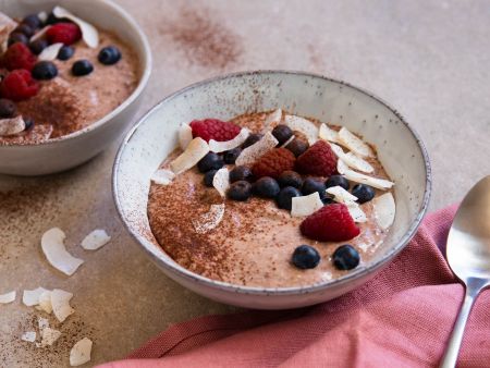 Chia-Kokos-Schoko-Mousse