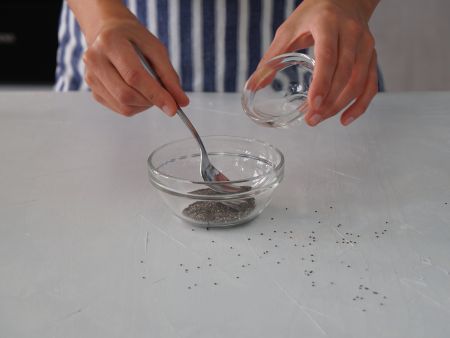 Chia-Mohn-Kipferl Zubereitung Schritt 1 Chia-Mohn-Kipferl Zubereitung Schritt 1