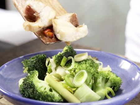 Chili-Rotbarsch Zubereitung Schritt 10 Chili-Rotbarsch Zubereitung Schritt 10