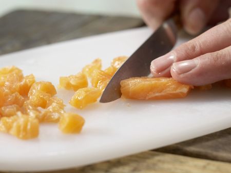 Chinakohl-Brei mit Lachs Zubereitung Schritt 5 Chinakohl-Brei mit Lachs Zubereitung Schritt 5