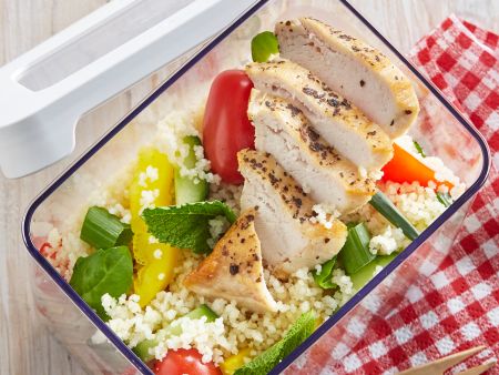 Couscous mit Hähnchenbrust und Gemüse