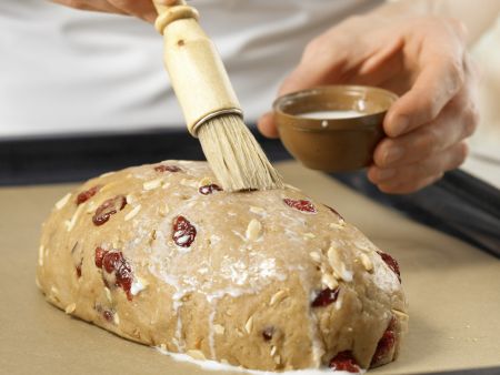 Cranberry-Stuten Zubereitung Schritt 7 Cranberry-Stuten Zubereitung Schritt 7