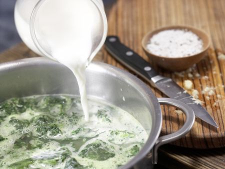 Cremige Spinatsuppe Zubereitung Schritt 5 Cremige Spinatsuppe Zubereitung Schritt 5