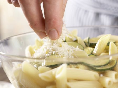 Cremige Zucchininudeln Zubereitung Schritt 7 Cremige Zucchininudeln Zubereitung Schritt 7