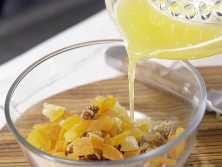 Cremiger Früchtequark Zubereitung Schritt 2 Cremiger Früchtequark Zubereitung Schritt 2
