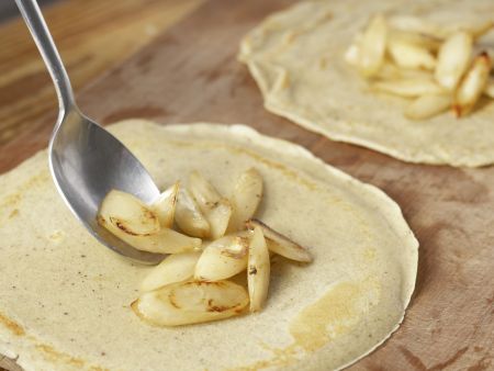 Crêpe-Päckchen Zubereitung Schritt 12 Crêpe-Päckchen Zubereitung Schritt 12