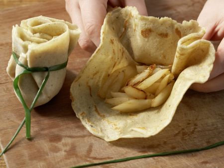 Crêpe-Päckchen Zubereitung Schritt 13 Crêpe-Päckchen Zubereitung Schritt 13
