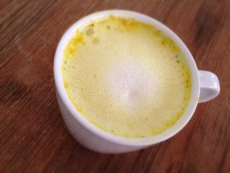 Kurkuma Latte selber machen