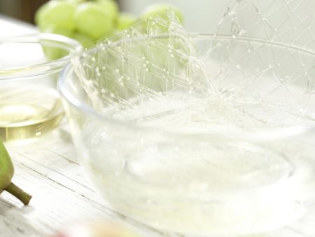 Dickmilch-Mandel-Creme Zubereitung Schritt 1 Dickmilch-Mandel-Creme Zubereitung Schritt 1