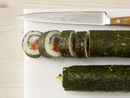 Easy Maki-Rollen Zubereitung Schritt 8 Easy Maki-Rollen Zubereitung Schritt 8