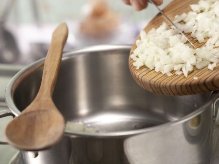 Eier in Senf-Dill-Sauce Zubereitung Schritt 2 Eier in Senf-Dill-Sauce Zubereitung Schritt 2