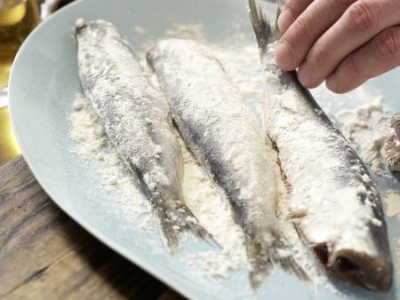 Eingelegte Bratheringe Zubereitung Schritt 2 Eingelegte Bratheringe Zubereitung Schritt 2