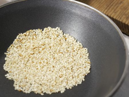 Energiekugeln mit Datteln Zubereitung Schritt 4 Energiekugeln mit Datteln Zubereitung Schritt 4