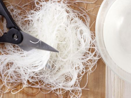 Entenbrust auf Glasnudelsalat Zubereitung Schritt 5 Entenbrust auf Glasnudelsalat Zubereitung Schritt 5