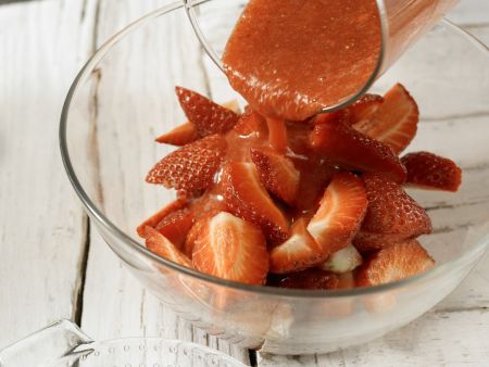 Erdbeer-Ragout auf Milchreis Zubereitung Schritt 6 Erdbeer-Ragout auf Milchreis Zubereitung Schritt 6