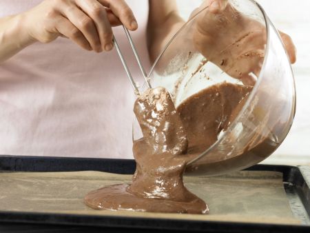 Erdbeer-Tiramisu-Rolle Zubereitung Schritt 6 Erdbeer-Tiramisu-Rolle Zubereitung Schritt 6