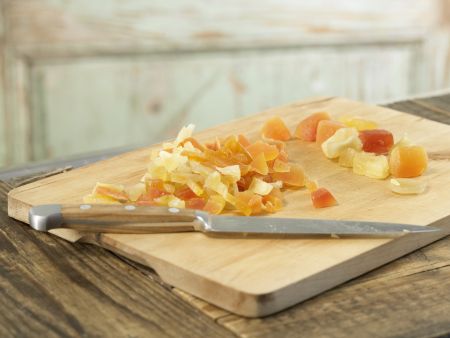 Exotische Früchtetaler Zubereitung Schritt 1 Exotische Früchtetaler Zubereitung Schritt 1