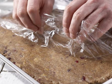 Feigen-Cranberry-Riegel Zubereitung Schritt 7 Feigen-Cranberry-Riegel Zubereitung Schritt 7