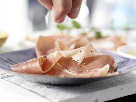 Feigen auf Parmaschinken Zubereitung Schritt 2 Feigen auf Parmaschinken Zubereitung Schritt 2