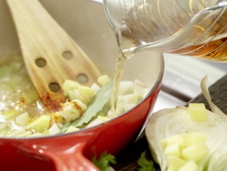 Feine Fenchelcremesuppe Zubereitung Schritt 4 Feine Fenchelcremesuppe Zubereitung Schritt 4
