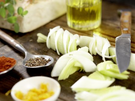Feine Sauerkrautsuppe Zubereitung Schritt 1 Feine Sauerkrautsuppe Zubereitung Schritt 1