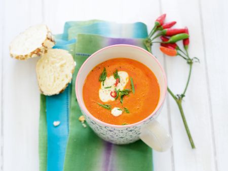 Feurige Paprika-Suppe Feurige Paprika-Suppe